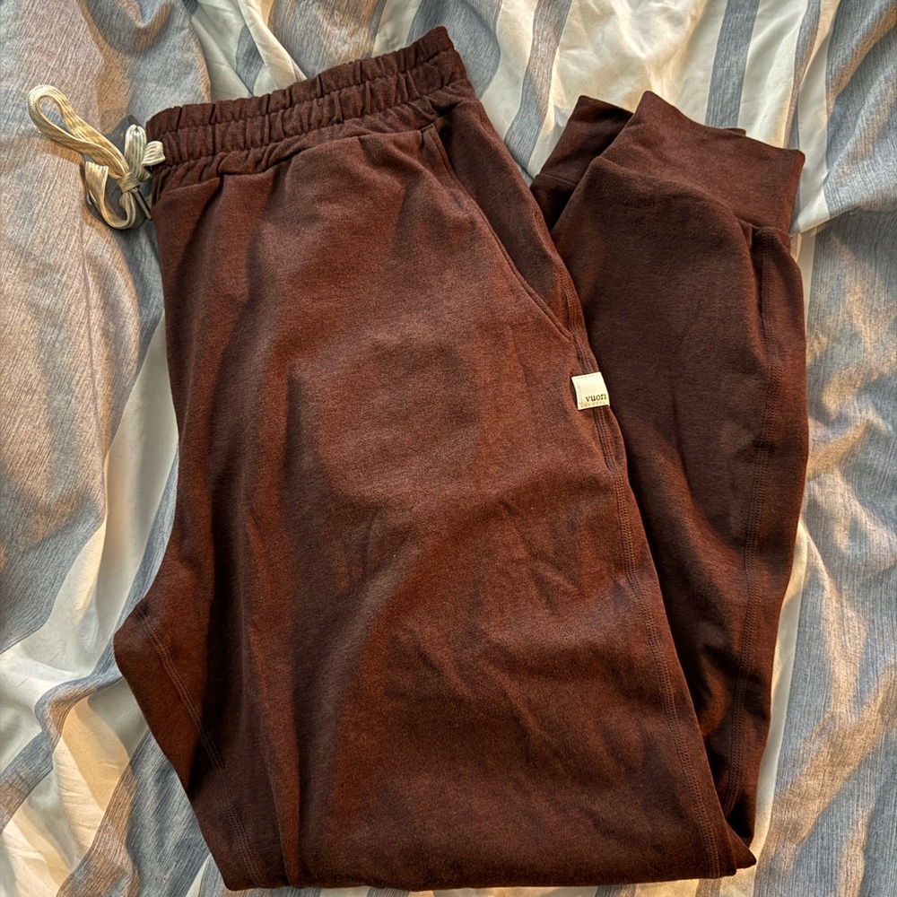 Vuori Jogger Pants